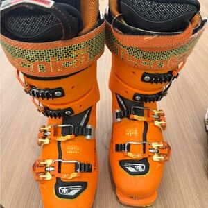 Tecnica Cochise 130 Pro Ski Boots Size 24.5